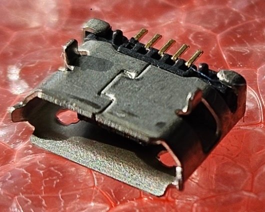 MicroUSB-B, ligzda 5 pin, leņkisks, SMD veida PCB