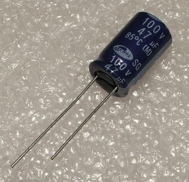 47/100V, 85C, Ø10x16mm, ±20%, Kondensators elektrolītisks, 2000h, SAMWHA, ar lokaniem izvadiem