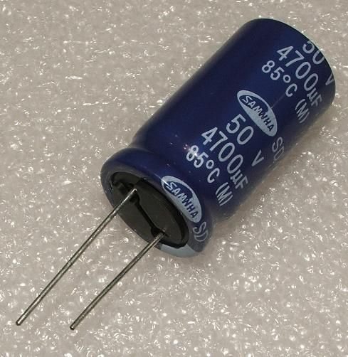 4700/50V, 85C, Ø25x40mm, ±20%, Kondensators elektrolītisks, 2000h, SAMWHA, ar lokaniem izvadiem