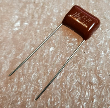 22nF, 630VDC, ±10%, plēves, poliesters kondensators, 10mm, 12x4x8mm