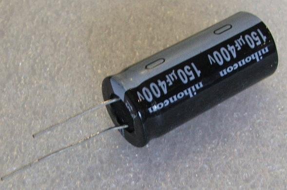 150/400V, 105C, Ø25x31.5mm, ±20%, Kondensators elektrolītisks, 2000h, JAMICON, ar lokaniem izvadiem