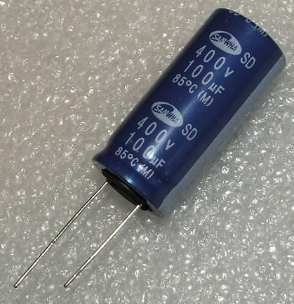 100/400V, 85C, Ø18x40mm, ±20%, Kondensators elektrolītisks, 2000h, SAMWHA, ar lokaniem izvadiem