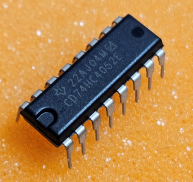 74HC4052 Mikroshēma dual 4cha analog mux/demux, DIP16