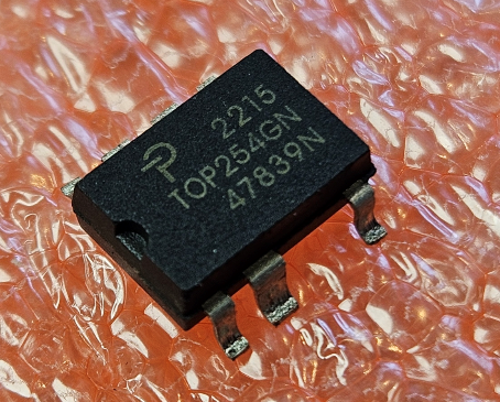 TOP254GN Mikroshēma PMIC, AC/DC switcher, SMPS controller, 59.4÷72.6kHz, SMD-7C