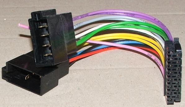 ZRS-35 štekers SONY XTC-U100=>ISO auto savienotājvads => ZRS-21