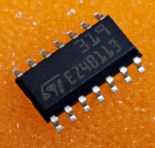 LM319D SMD Mikroshēma HIGH SPEED DUAL BIPOLAR COMPARATORS, SO14