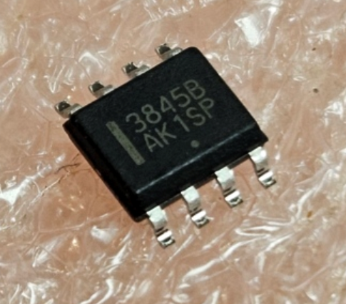 UC3845BD SMD Mikroshēma PMIC, PWM controller, 1A, 48÷500kHz, -25...85°C, 0÷48%, SO8