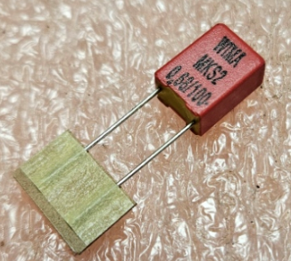 680nF/100VDC, 63VAC, ±10%, poliesters kondensātors, 10mm, 5x10x7.2mm, WIMA