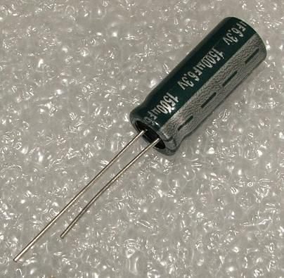 1500/6.3V, 105C, Ø8x20mm, ±20%, Kondensatori zemas induktivitātes, Jamicon, 40mR, 1000h, ar lokaniem izvadiem