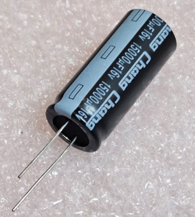 15000/16V 85C, Ø18x40mm, ±20%, Kondensators elektrolītisks, 2000h, Changzhou Huawei Electronic, ar lokaniem izvadiem