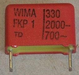 330pF/2000VDC, 700VAC, ±5%, polipropilēns kondensātors 15mm, 5x12.5x18mm, WIMA