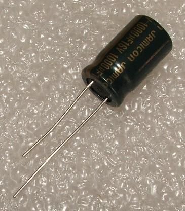 1000/16V, 105C, Ø10x16mm, ±20%, Kondensatori zemas induktivitātes, 2000h, Jamicon, ar lokaniem izvadiem