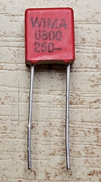 6.8nF/250VDC, 160VAC, ±5%, polipropilēns kondensātors 5mm, 6.5x8x7.2mm, WIMA