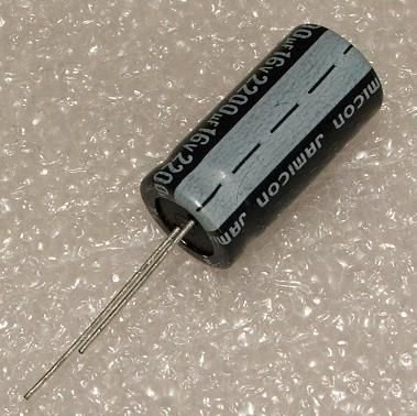 2200/16V, 105C, Ø12.5x25mm, ±20%, TB sērija, Kondensatori zemas induktivitātes, Jamicon, 34mR, 10000h, ar lokaniem izvadiem