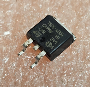 T835/600G SMD Triaks, 600V, 8A, Igt<35mA, TO-263
