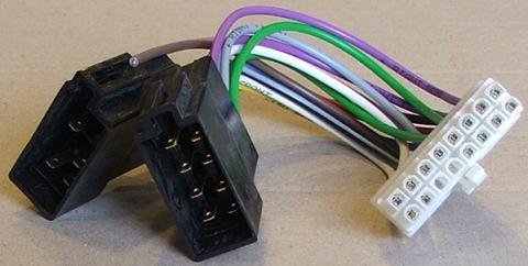 ZRS-32 štekers ALPINE 7524R=>ISO auto savienotājvads => ZRS-18