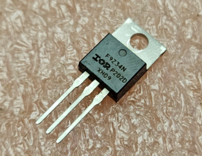 IRF9Z34N Tranzistors P-FET,  -55V, -19A, 68W, 0R1, TO-220