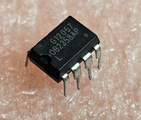 OB2358AP Mikroshēma Current Mode PWM Power Switch, DIP8