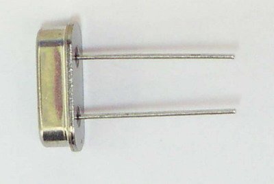 3.5795MHz CQ kvarcs, ±30ppm, 20pF, HC49-S