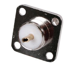 N konektors ligzda uz šasijai, kvadrātisks atloks, 4 skrūves