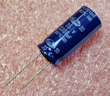 3300/35V, 85C, Ø16x35.5mm, ±20%, Kondensators elektrolītisks, 2000h, SAMWHA, ar lokaniem izvadiem