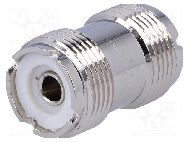 UHF ligzda uz UHF ligzda, pārēja