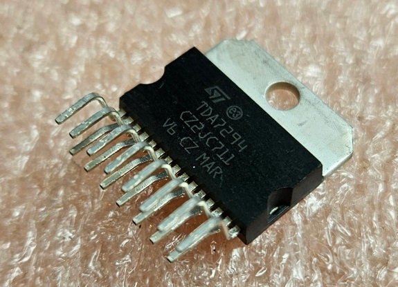 TDA7294 Mikroshēma 100V - 100W DMOS AUDIO AMPLIFIER WITH MUTE/ST-BY, DBS15