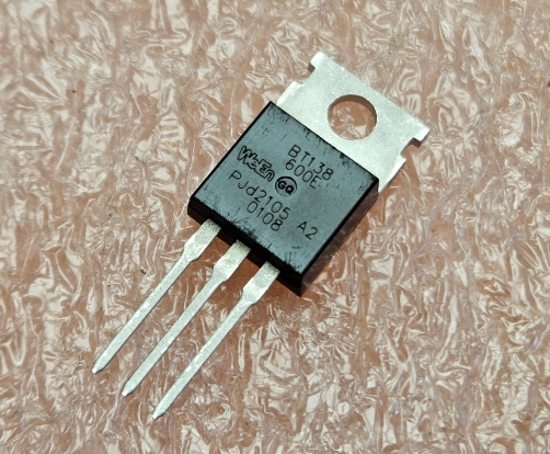BT138/600E Triaks 600V, 12A, Igt<10mA, TO-220