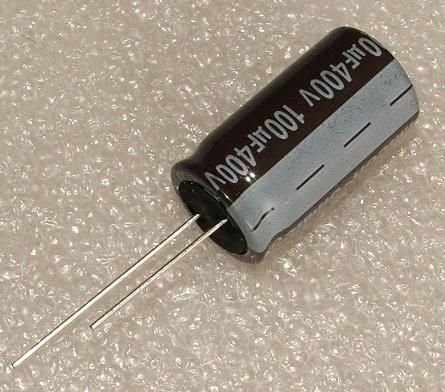 100/400V, 105C, Ø18x31.5mm, ±20%, Kondensators elektrolītisks, 2000h, Jamicon, ar lokanien izvadiem
