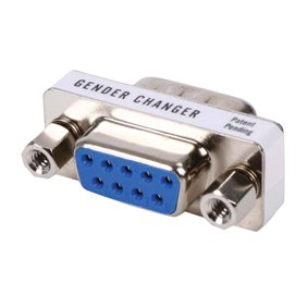9pin ligzda uz 9pin štekers savienotājs