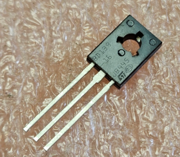 BD139-16 Tranzistors NPN, 80V, 1.5A, 12.5W, 100...250, 50MHz, STMicroelectronics, TO-126