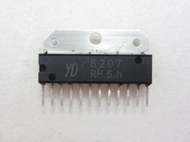 YD8207 4.6W Dual Channel Audio Power Amplifier => TA8207K, SIL12